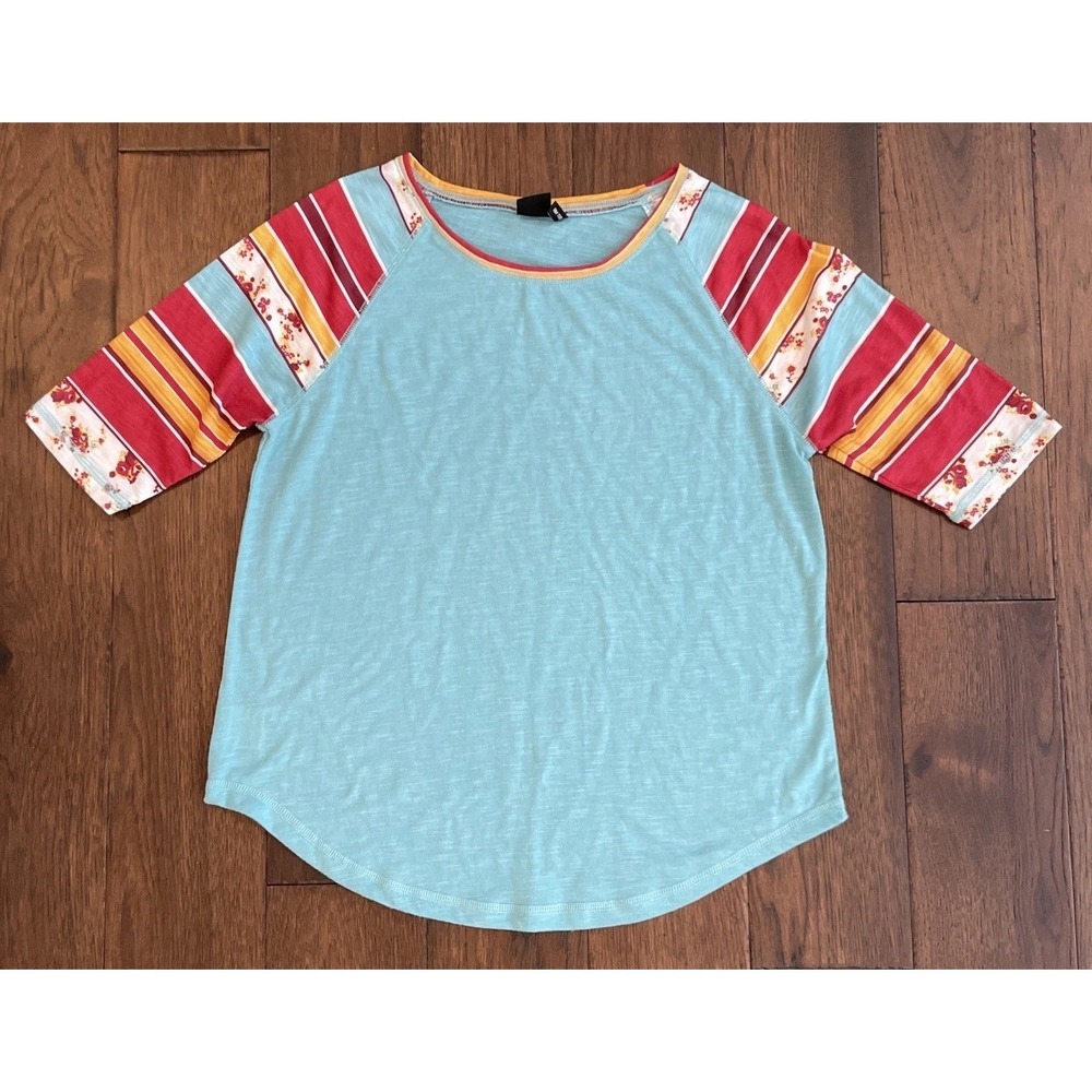 Cruel Floral Style 3/4 Sleeve Stripe Design Women's Small